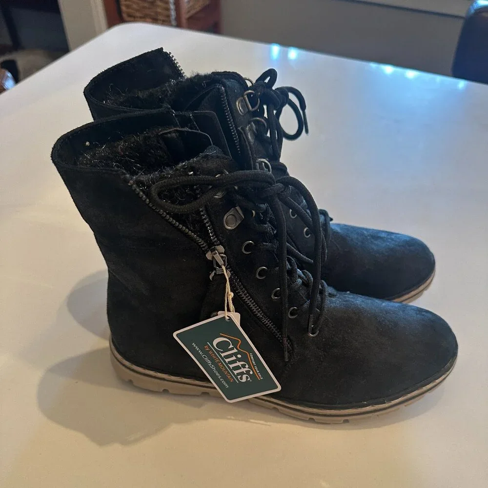 Cliffs By White Mountain Black Bootie, W Size 8, NWT! - Picture 1 of 7